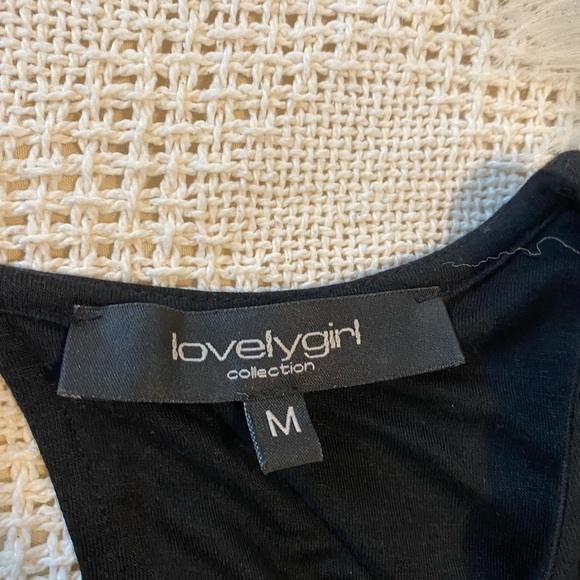 Classic dress - Picture 3 of 3